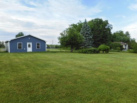 382 Exeter Road Corinth ME 04427