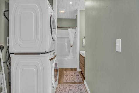 17 Four Rod Road Warren ME 04864
