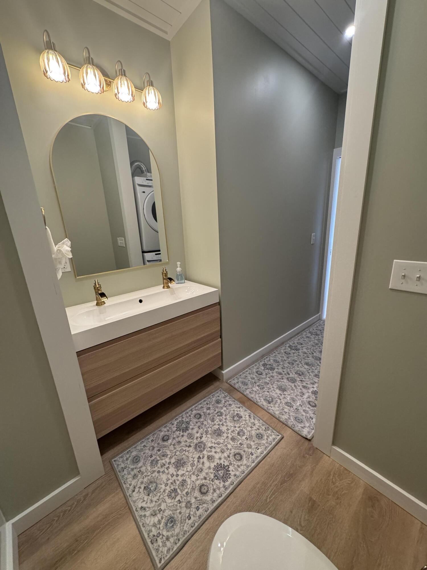 17 Four Rod Road Warren ME 04864