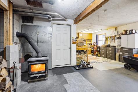 64 Boothby Street Augusta ME 04330