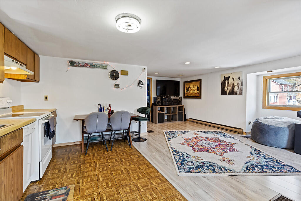 64 Boothby Street Augusta ME 04330