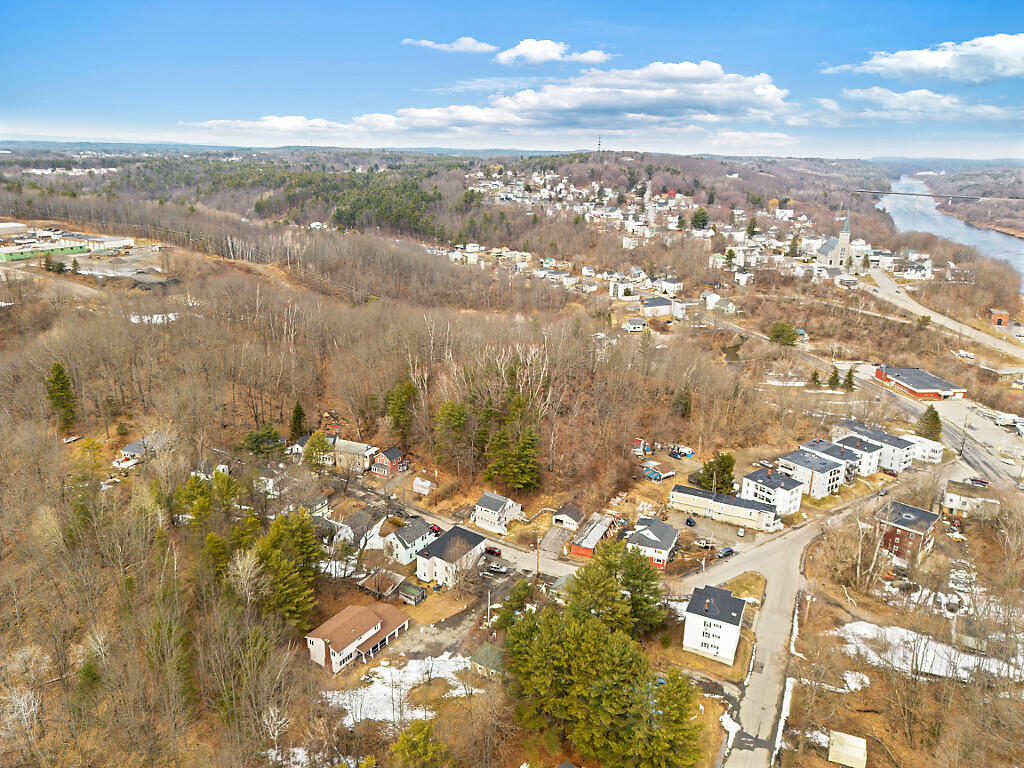 64 Boothby Street Augusta ME 04330