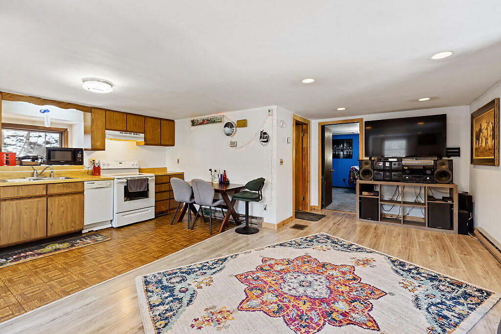 64 Boothby Street Augusta ME 04330