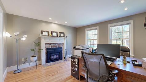 43 Sturbridge Lane Cumberland ME 04021