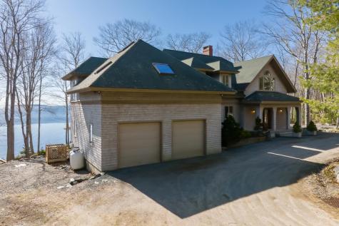 1197 Bay Road Brooklin ME 04616