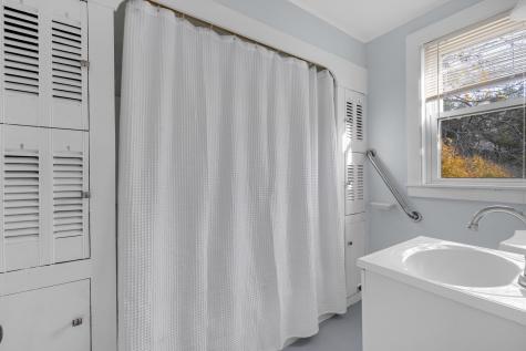 212 Main Street Freeport ME 04032