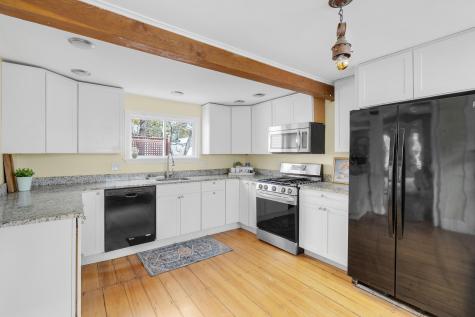 212 Main Street Freeport ME 04032