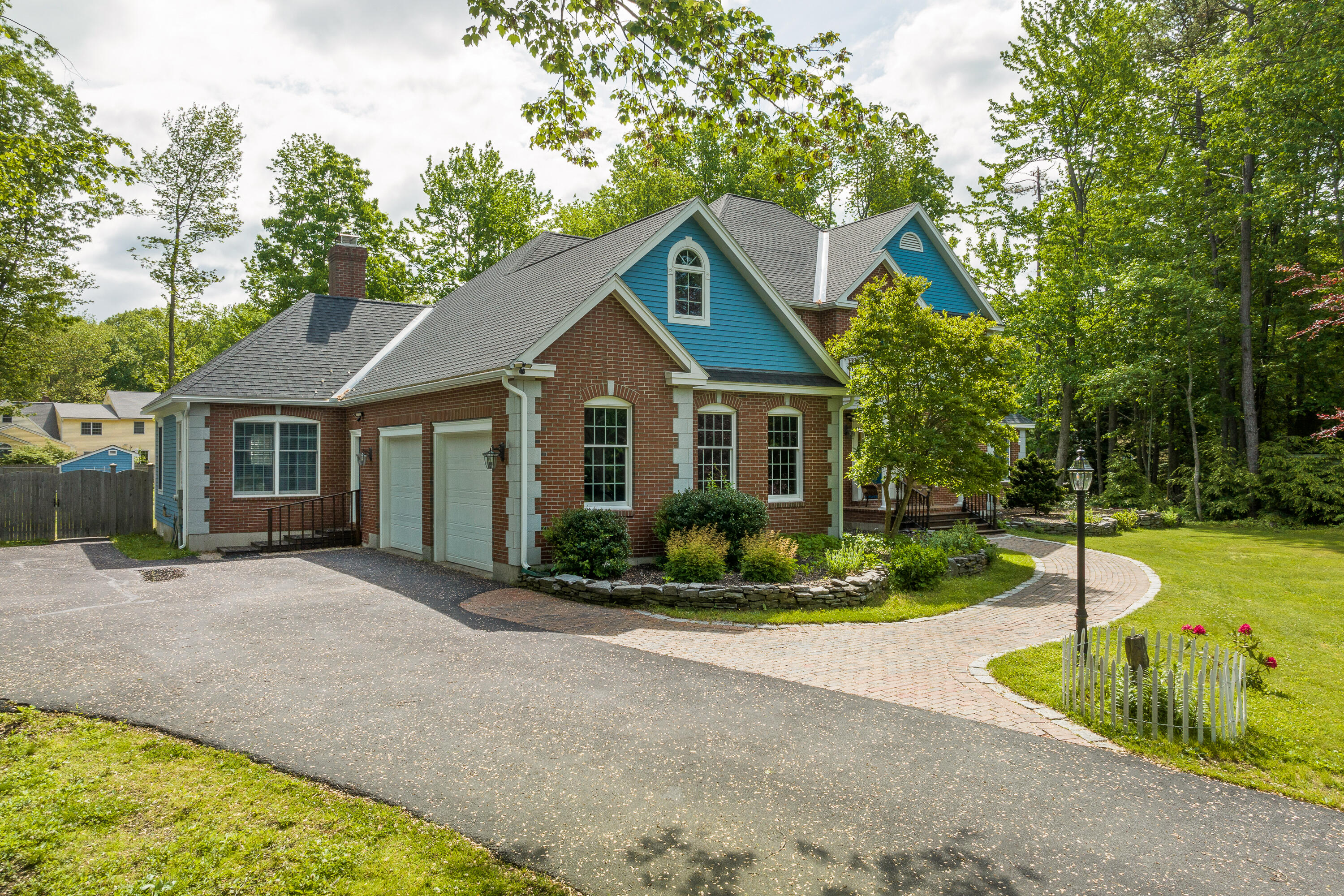 5 Locust Lane Brunswick ME 04011