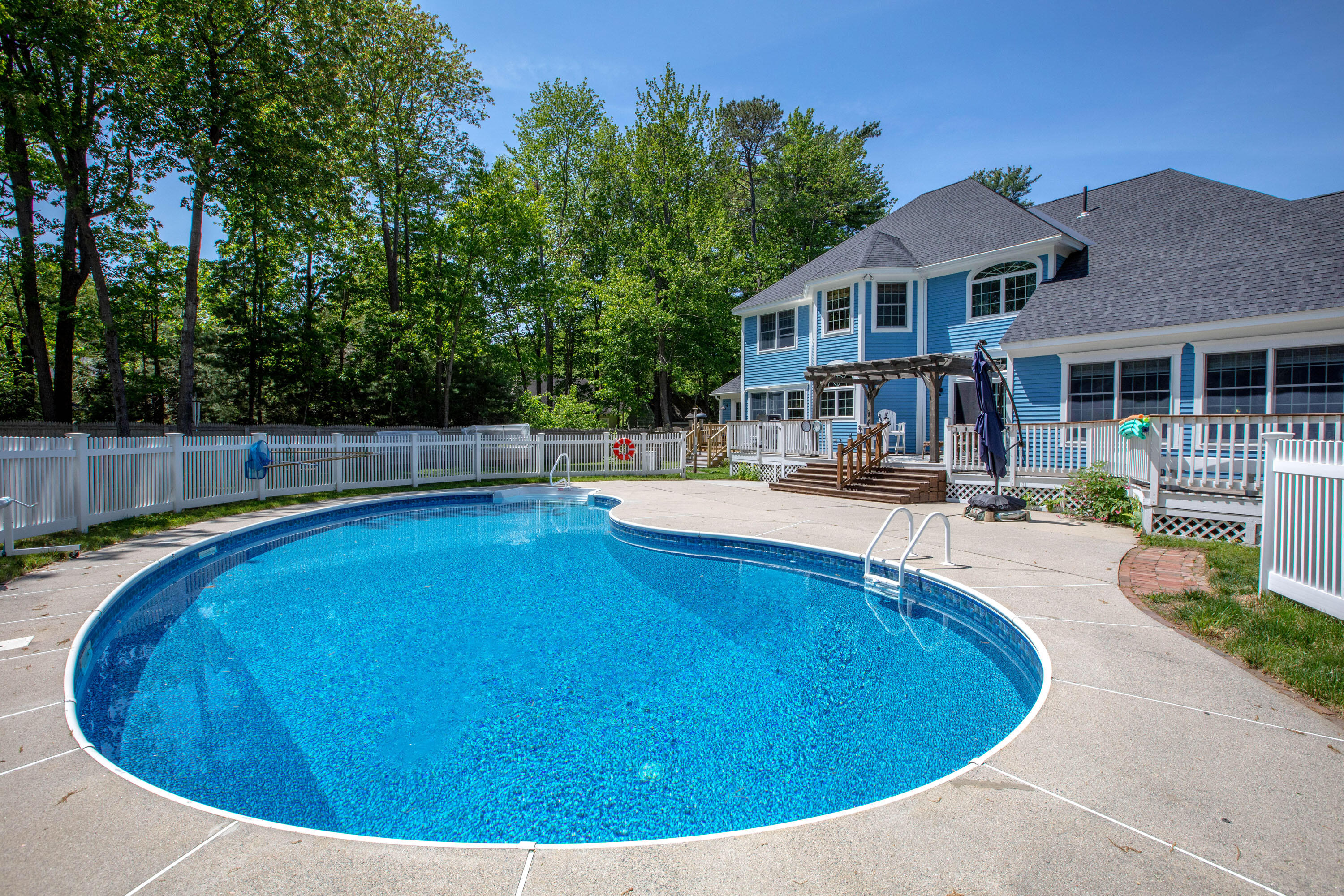 5 Locust Lane Brunswick ME 04011