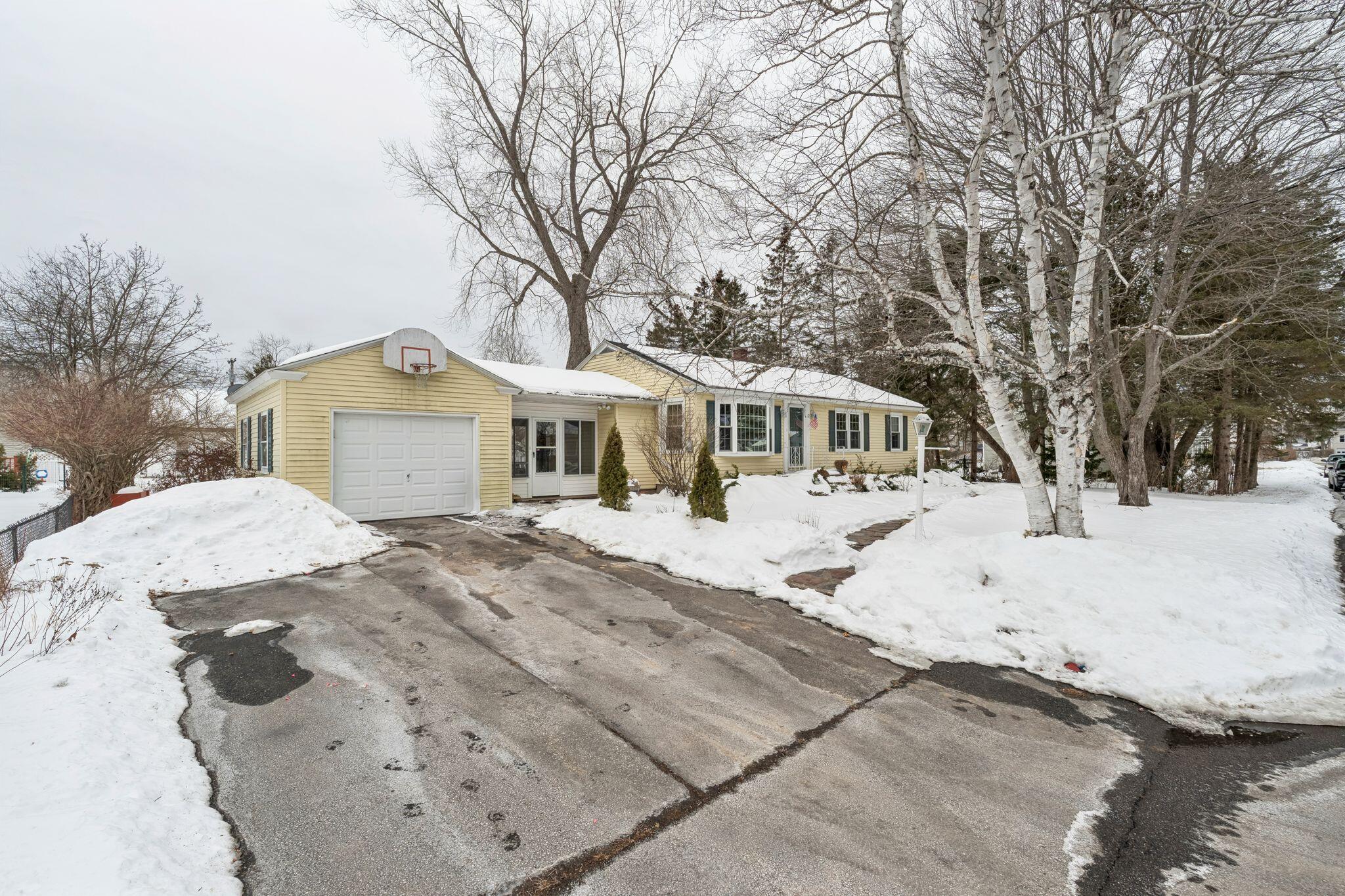 12 Sheltra Avenue Biddeford ME 04005