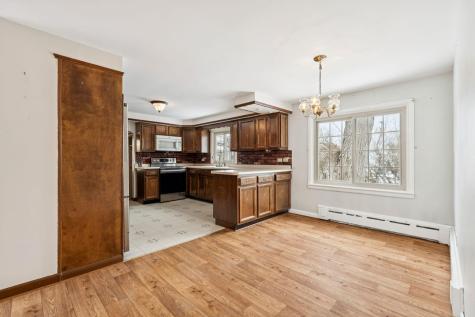 12 Sheltra Avenue Biddeford ME 04005