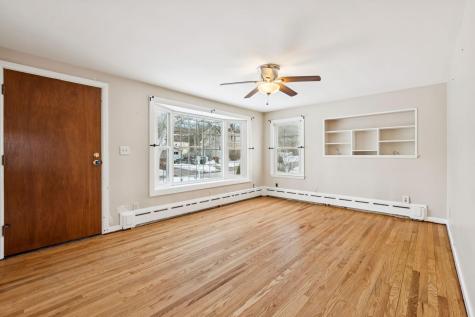 12 Sheltra Avenue Biddeford ME 04005