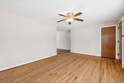 12 Sheltra Avenue Biddeford ME 04005