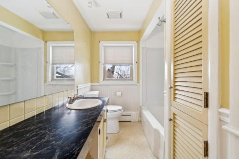 12 Sheltra Avenue Biddeford ME 04005