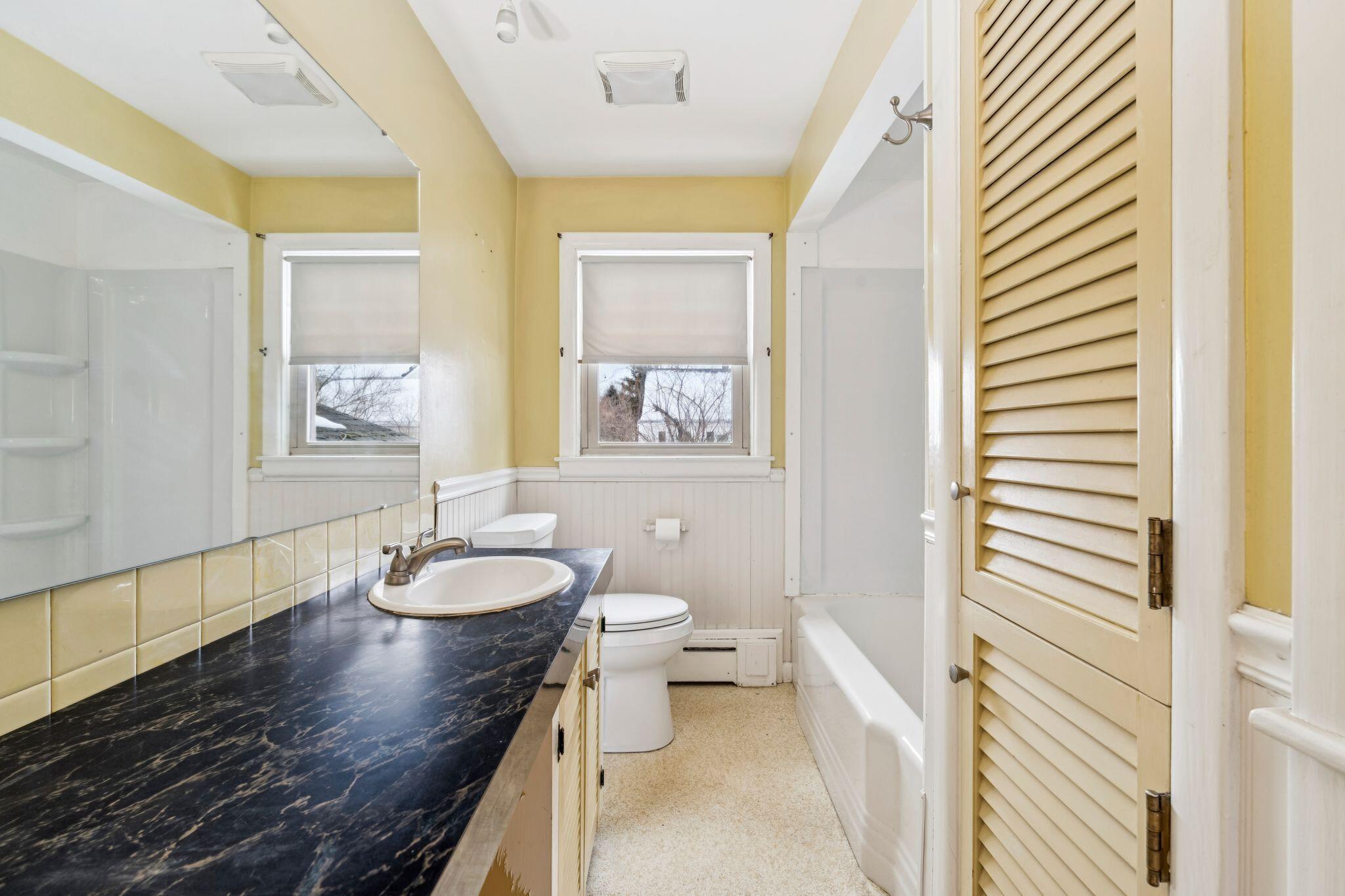 12 Sheltra Avenue Biddeford ME 04005