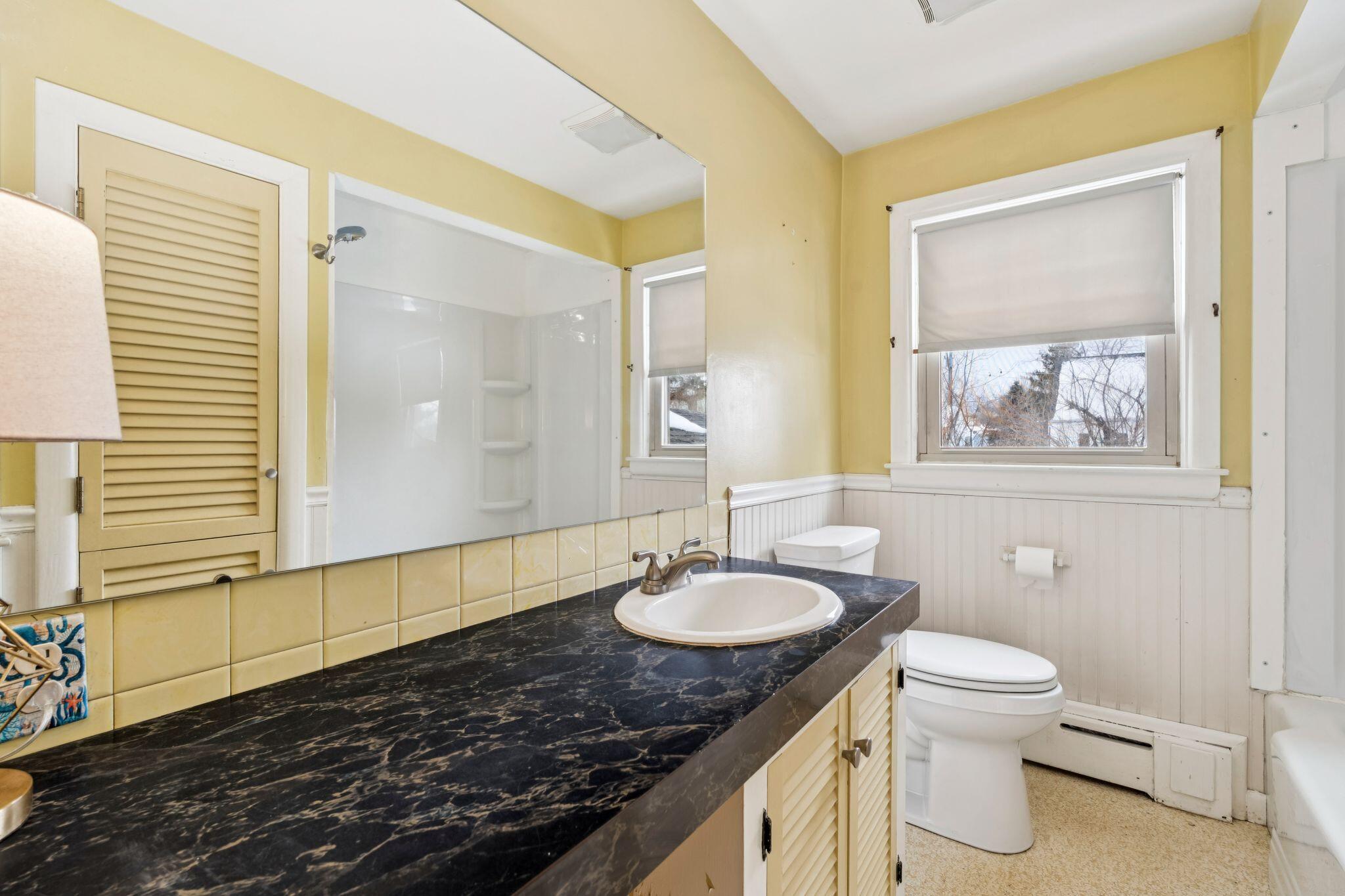 12 Sheltra Avenue Biddeford ME 04005