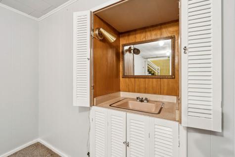 12 Sheltra Avenue Biddeford ME 04005