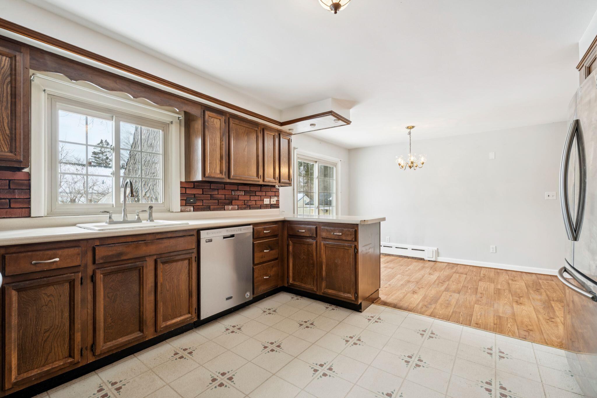 12 Sheltra Avenue Biddeford ME 04005