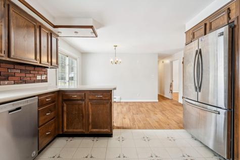 12 Sheltra Avenue Biddeford ME 04005