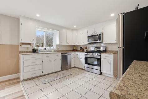 254 Park Avenue Auburn ME 04210