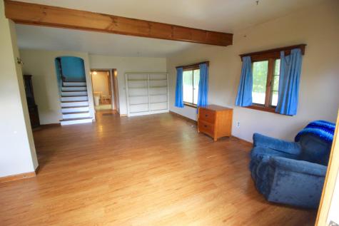 27 Highland Avenue Dixfield ME 04224