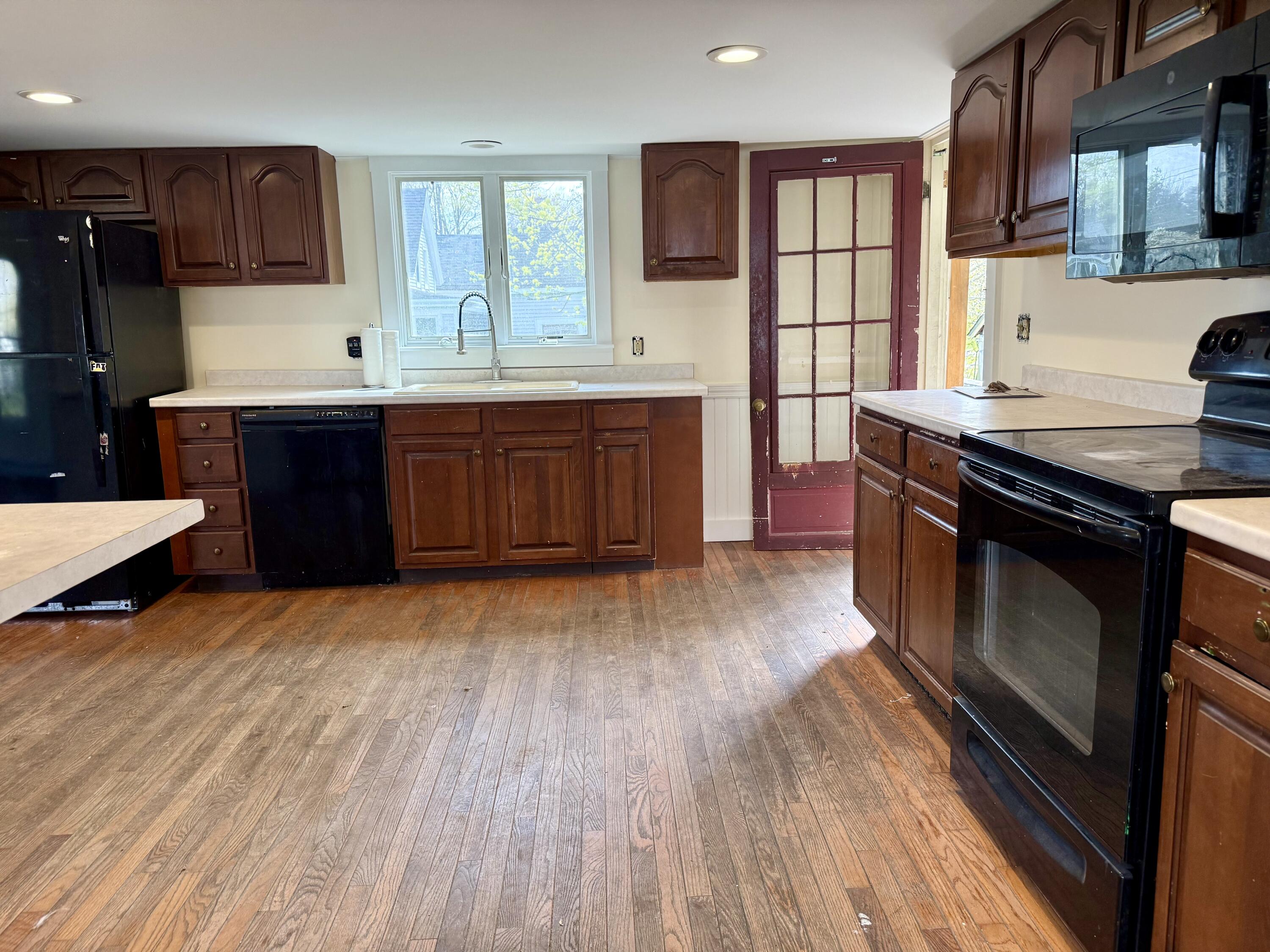 111 E Main Street Vinalhaven ME 04863
