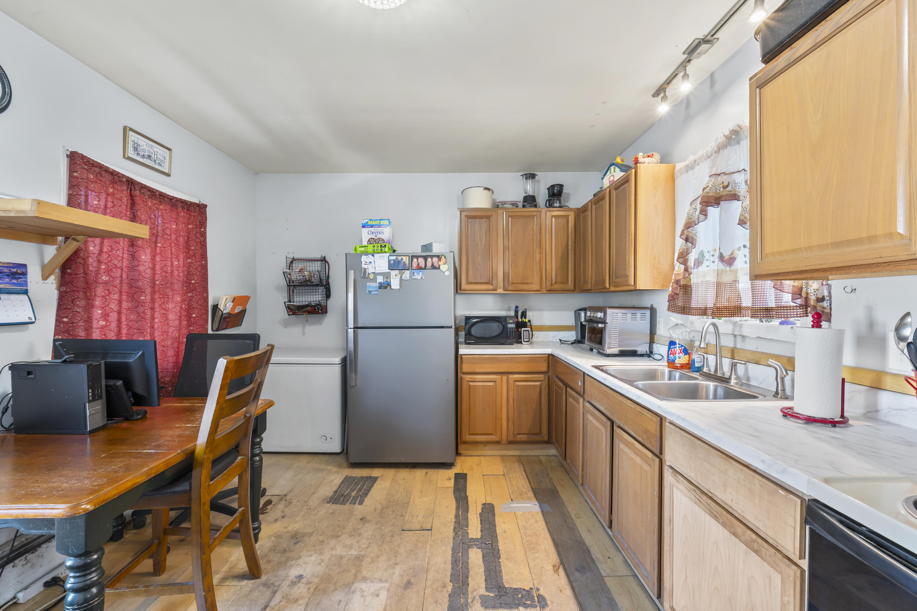 69 Saco Avenue Old Orchard Beach ME 04064