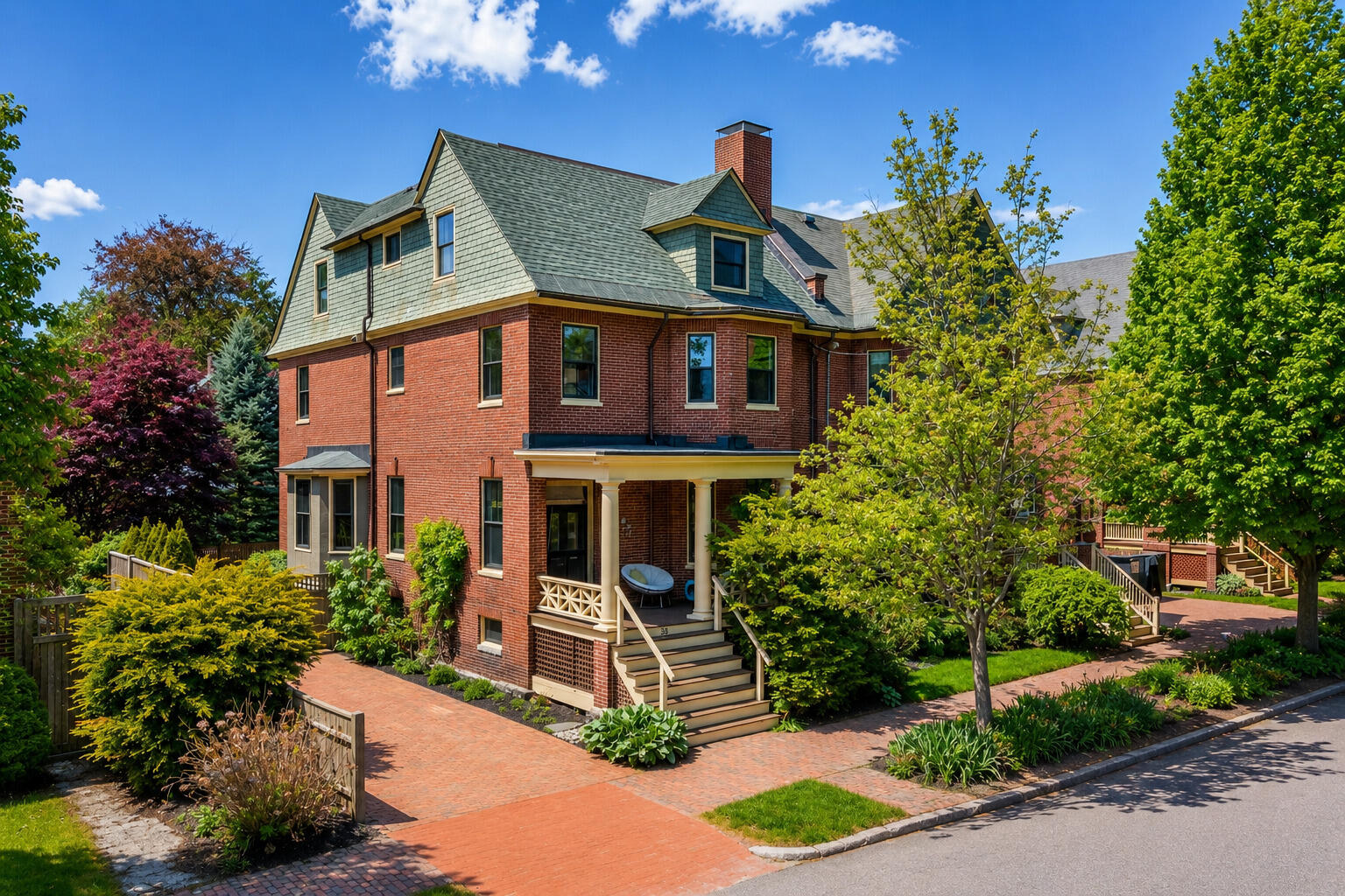 38 Neal Street Portland ME 04102