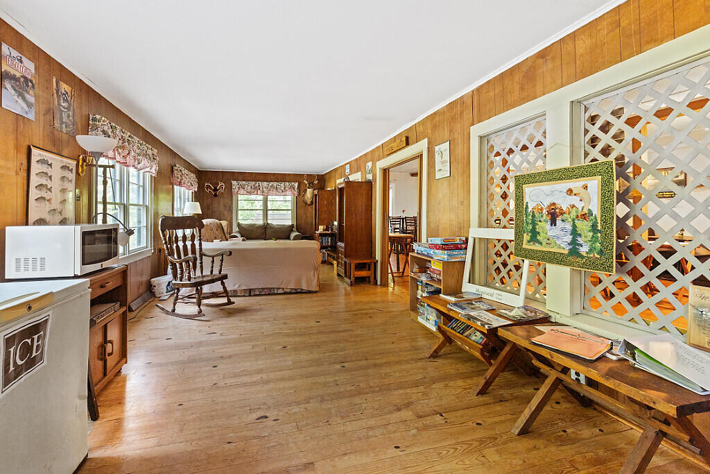 103 Taylor Woods Road Belgrade ME 04917