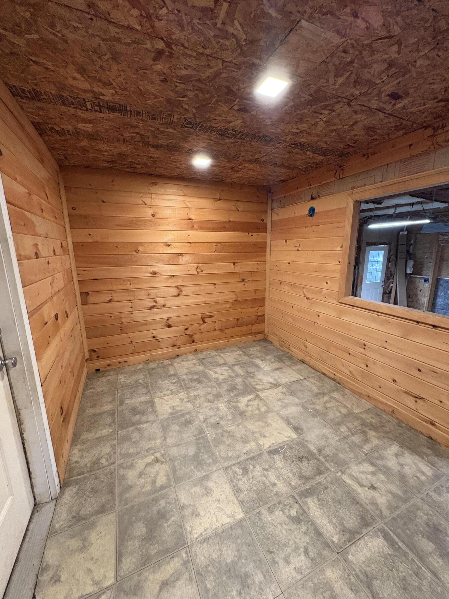 1295 Main Street Lincoln ME 04457