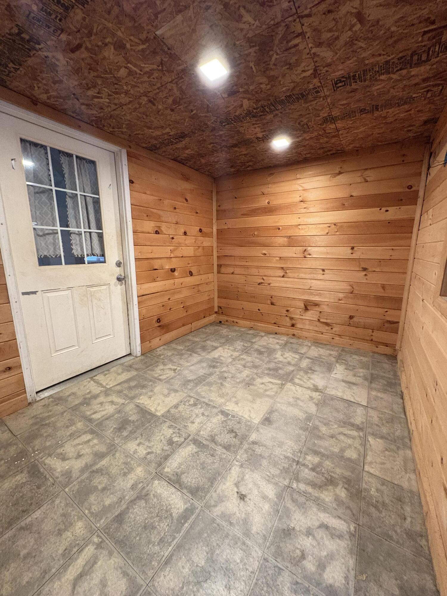 1295 Main Street Lincoln ME 04457