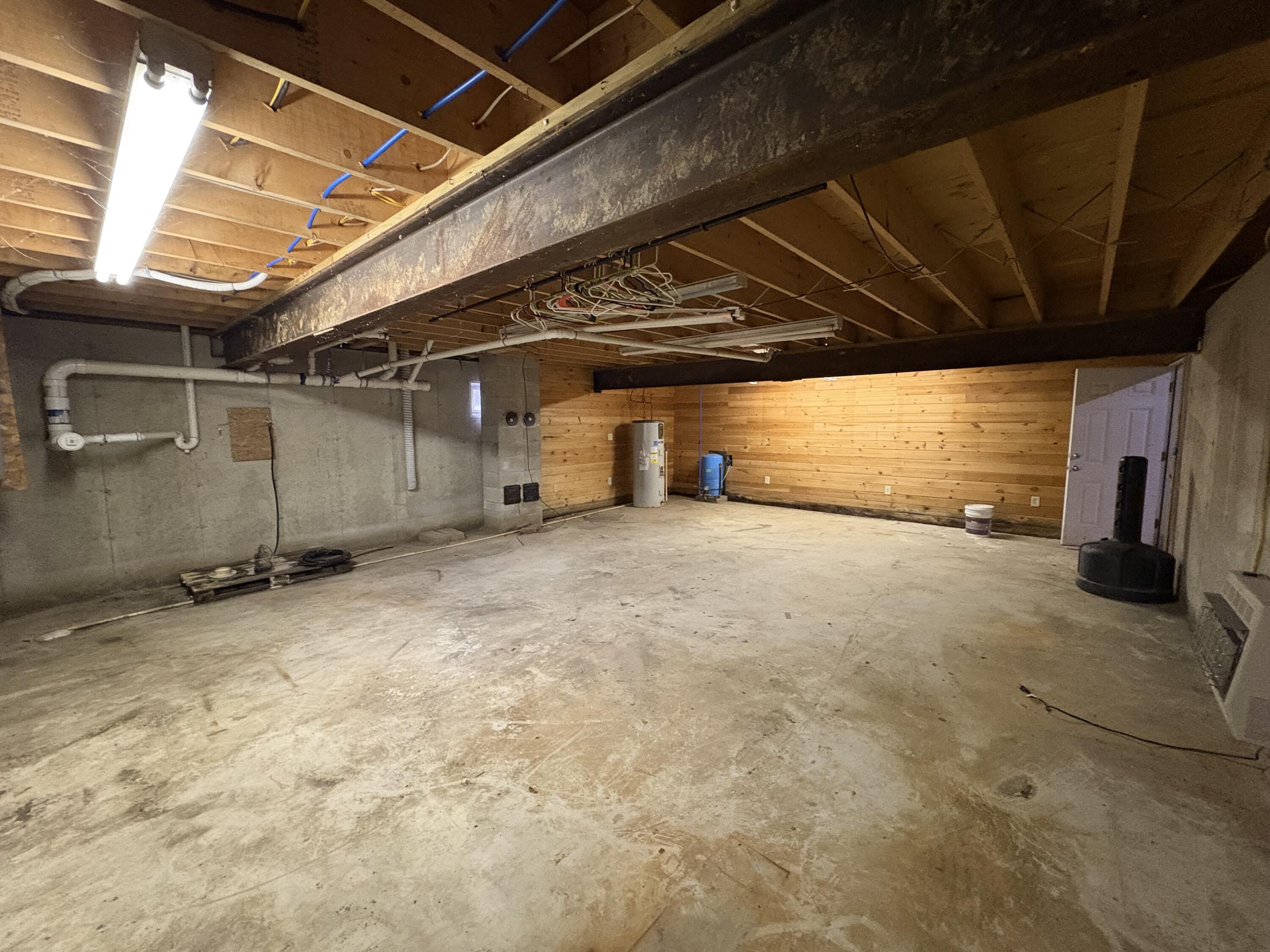 1295 Main Street Lincoln ME 04457