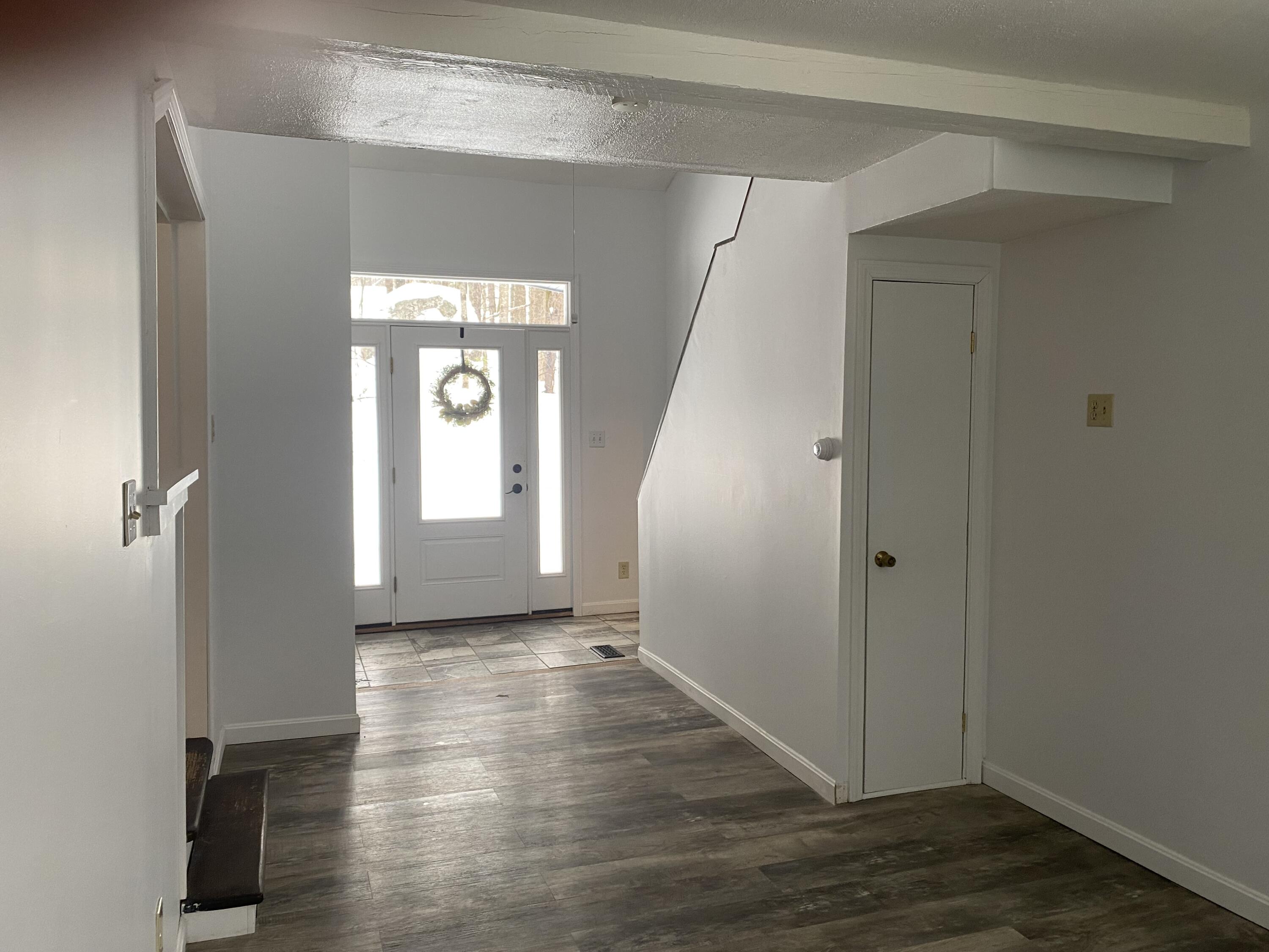 229 Paris Road Hebron ME 04238