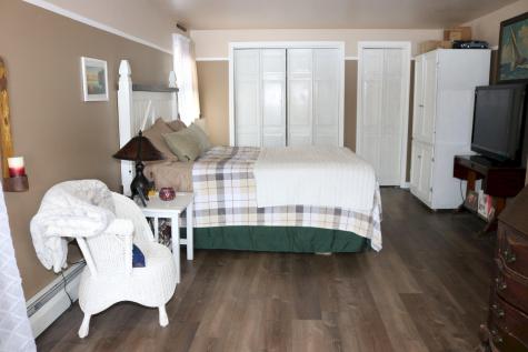 1 Route 126 Monmouth ME 04280