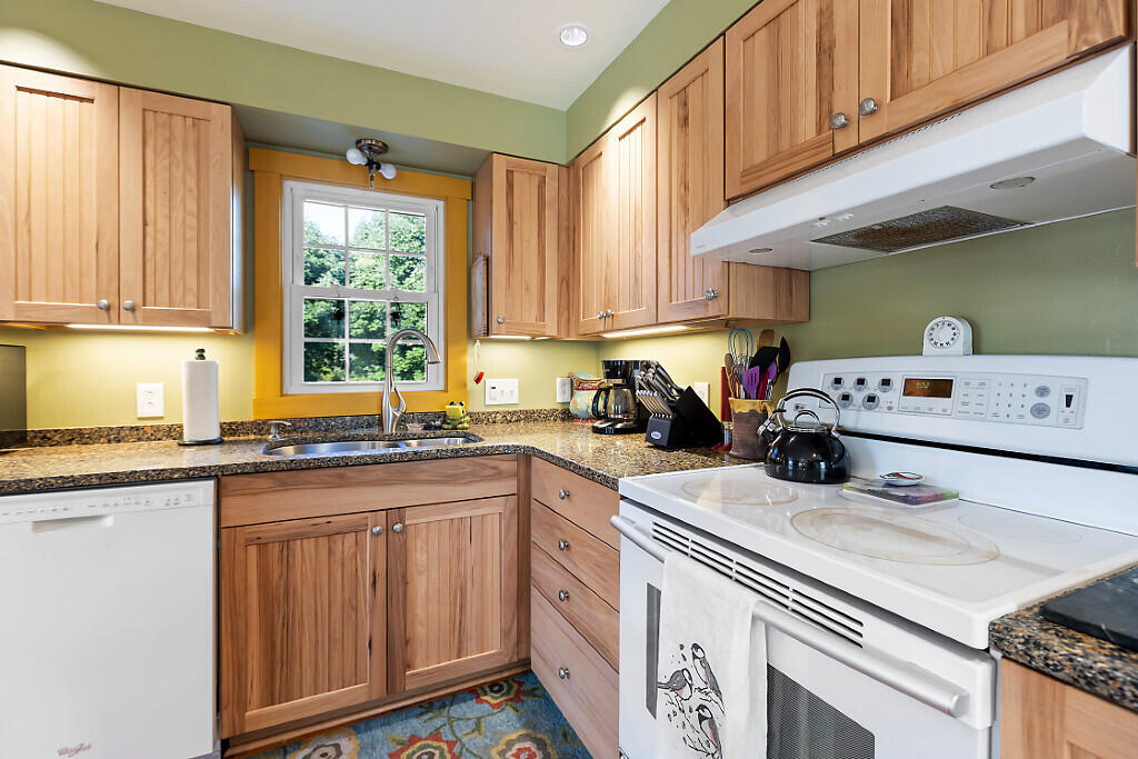 444 W Auburn Road Auburn ME 04210