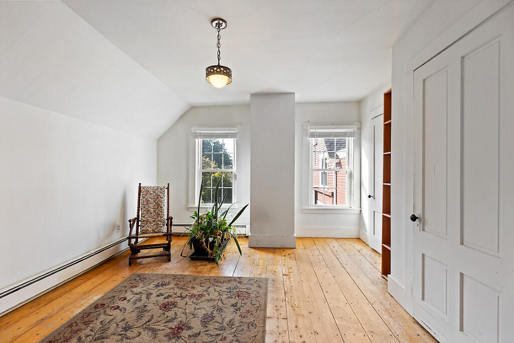 444 W Auburn Road Auburn ME 04210