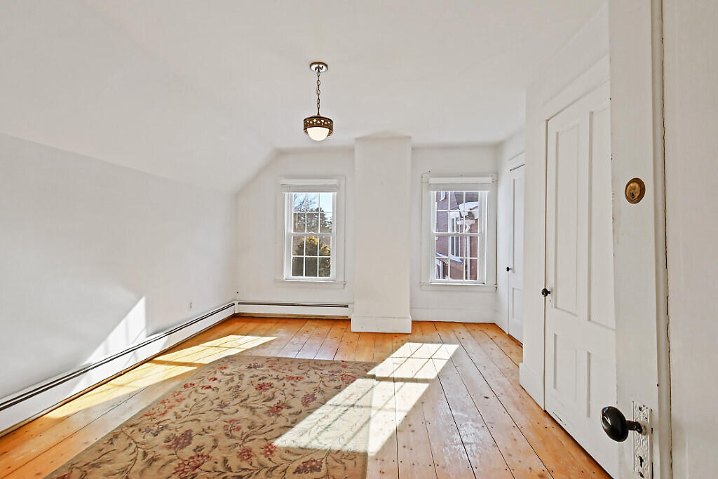 444 W Auburn Road Auburn ME 04210