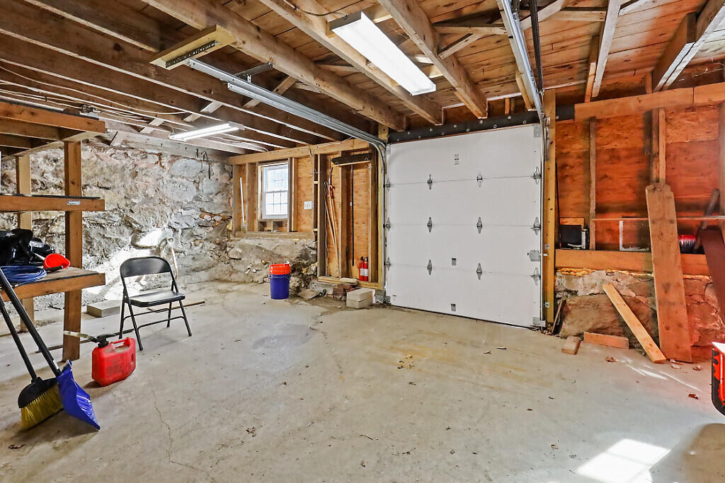 444 W Auburn Road Auburn ME 04210