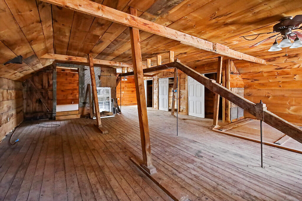 444 W Auburn Road Auburn ME 04210