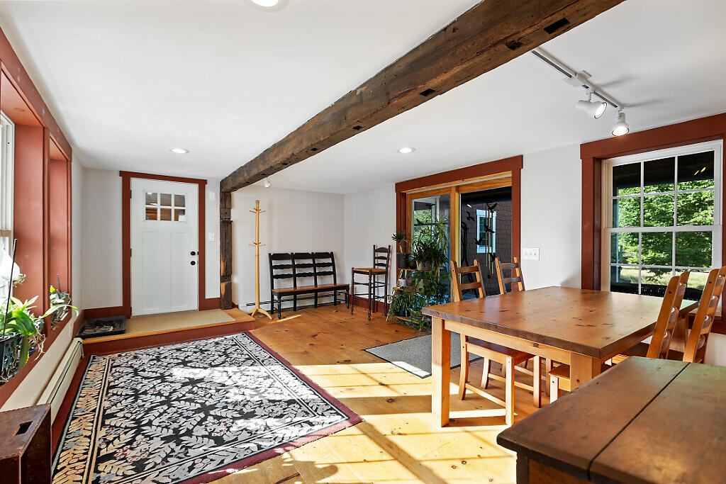 444 W Auburn Road Auburn ME 04210