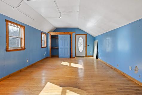 444 W Auburn Road Auburn ME 04210