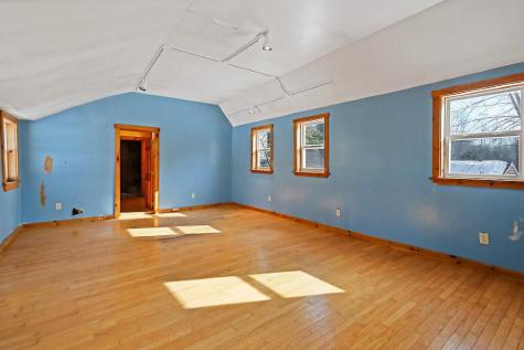 444 W Auburn Road Auburn ME 04210