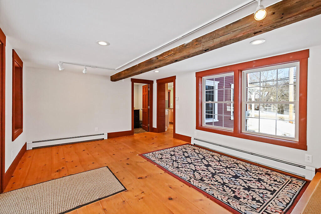 444 W Auburn Road Auburn ME 04210