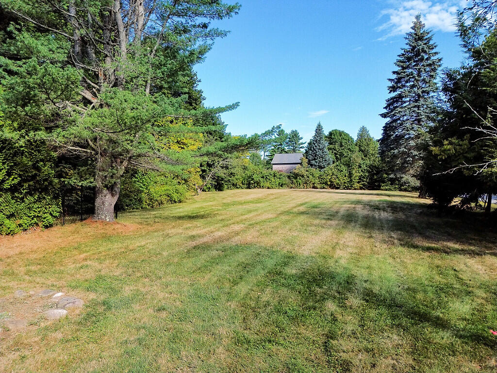 444 W Auburn Road Auburn ME 04210