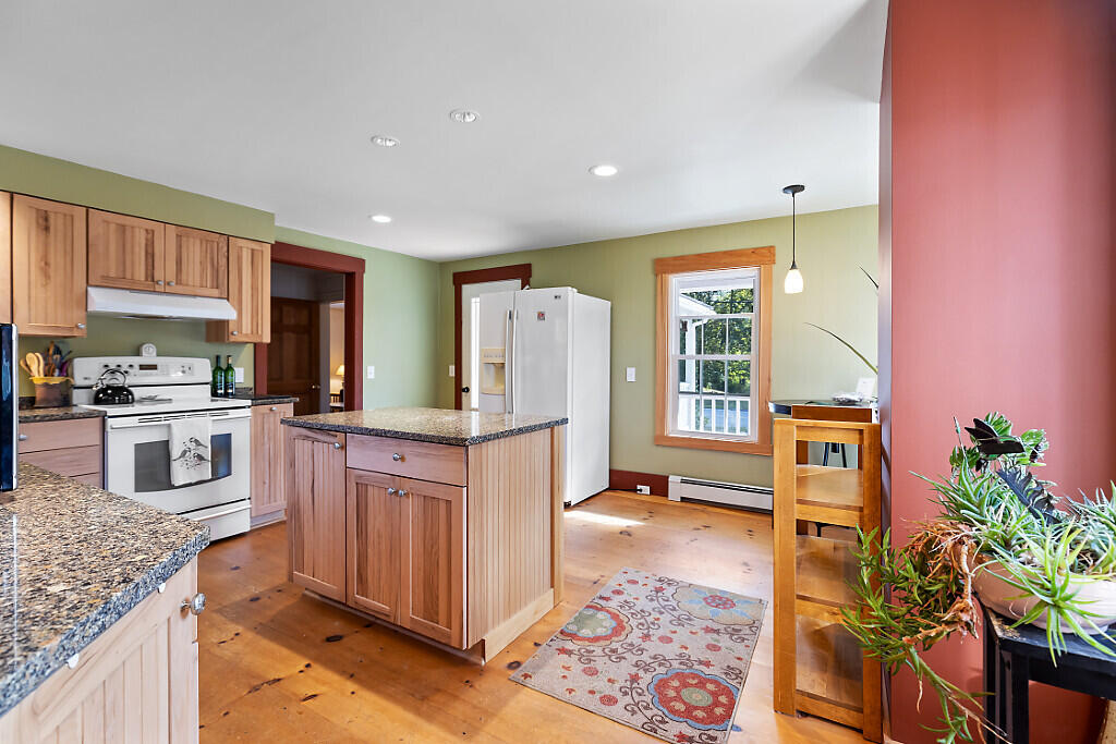 444 W Auburn Road Auburn ME 04210