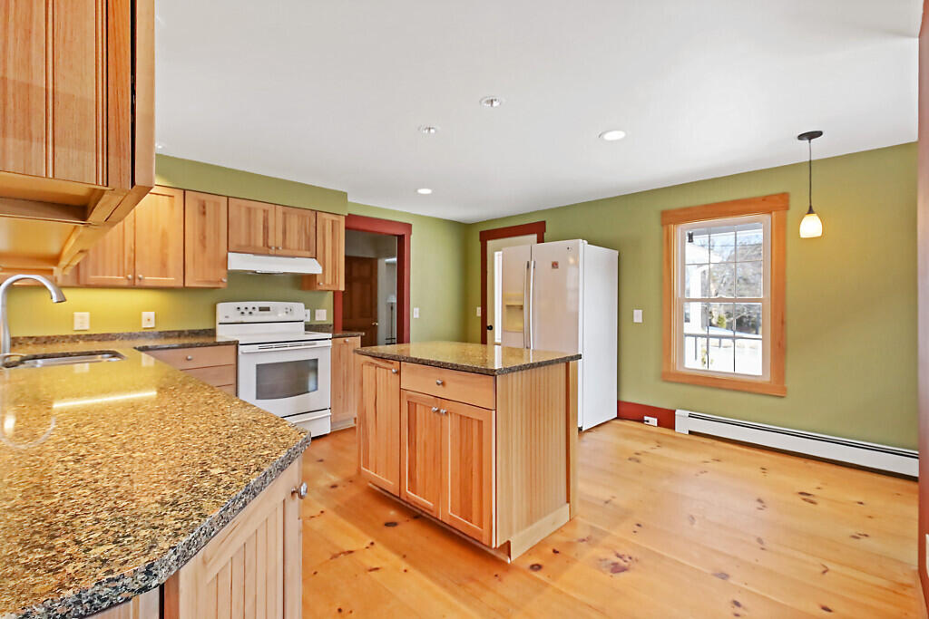 444 W Auburn Road Auburn ME 04210