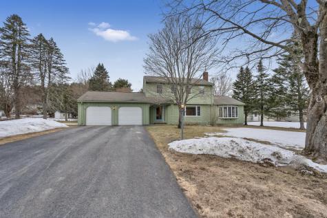 2 Candlewick Lane Cumberland ME 04021