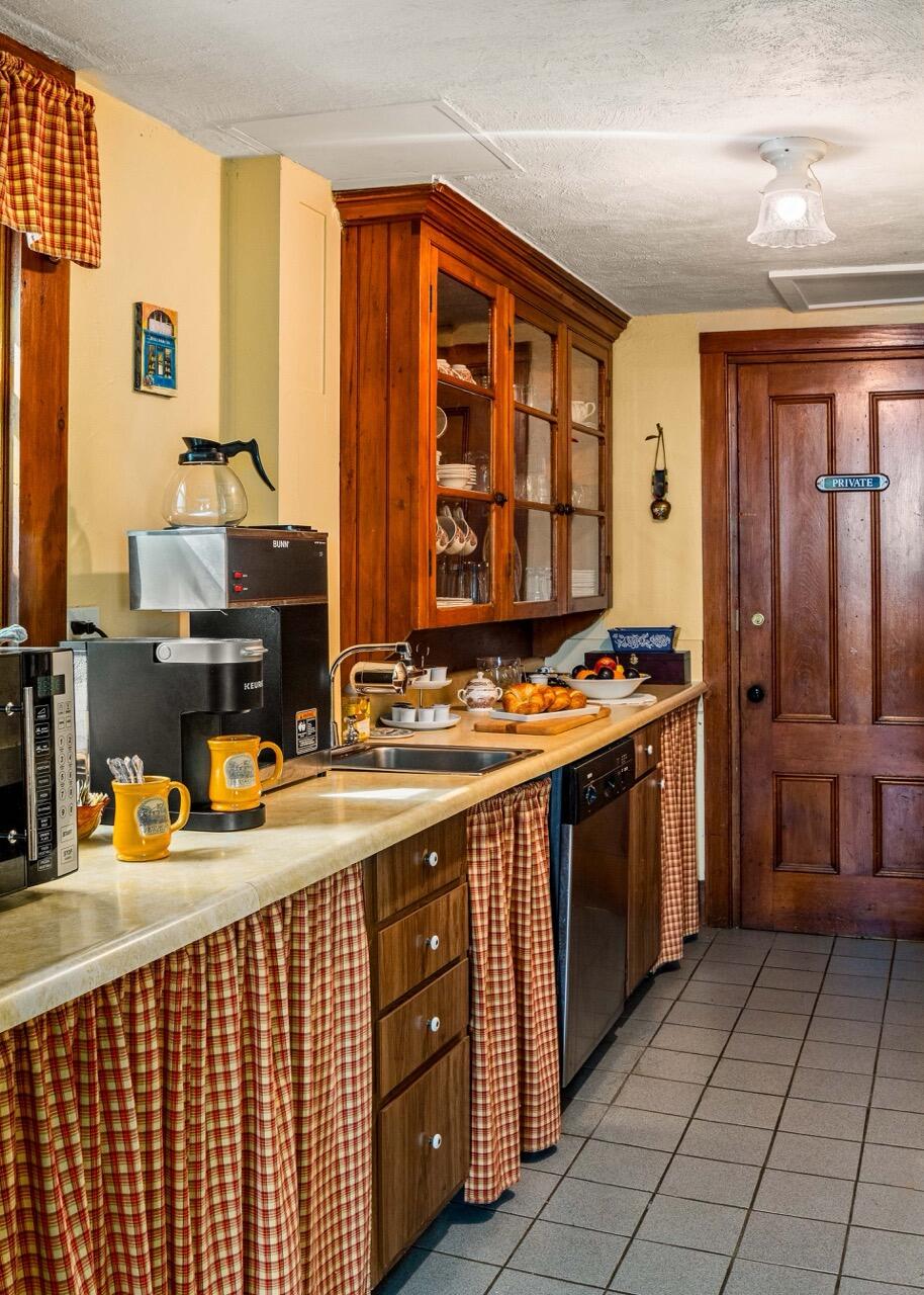 33 Sea View Drive Lincolnville ME 04849