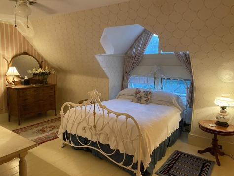 33 Sea View Drive Lincolnville ME 04849