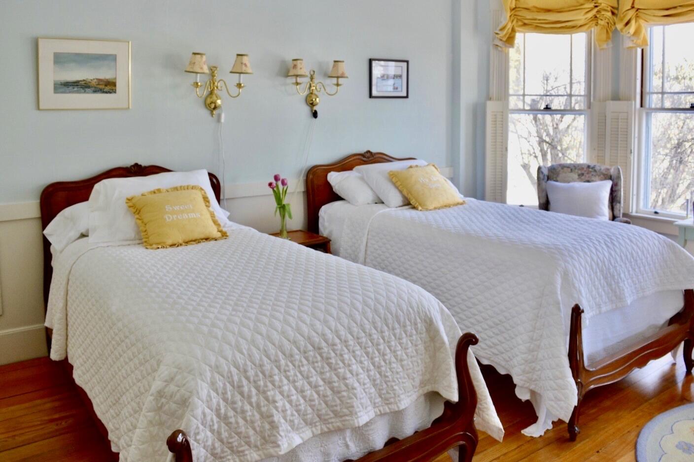 33 Sea View Drive Lincolnville ME 04849